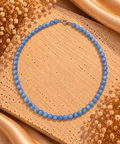 Collier en perles de cyanite bleu ciel uniformes avec fermoir mousqueton argenté – minimaliste et apaisant
